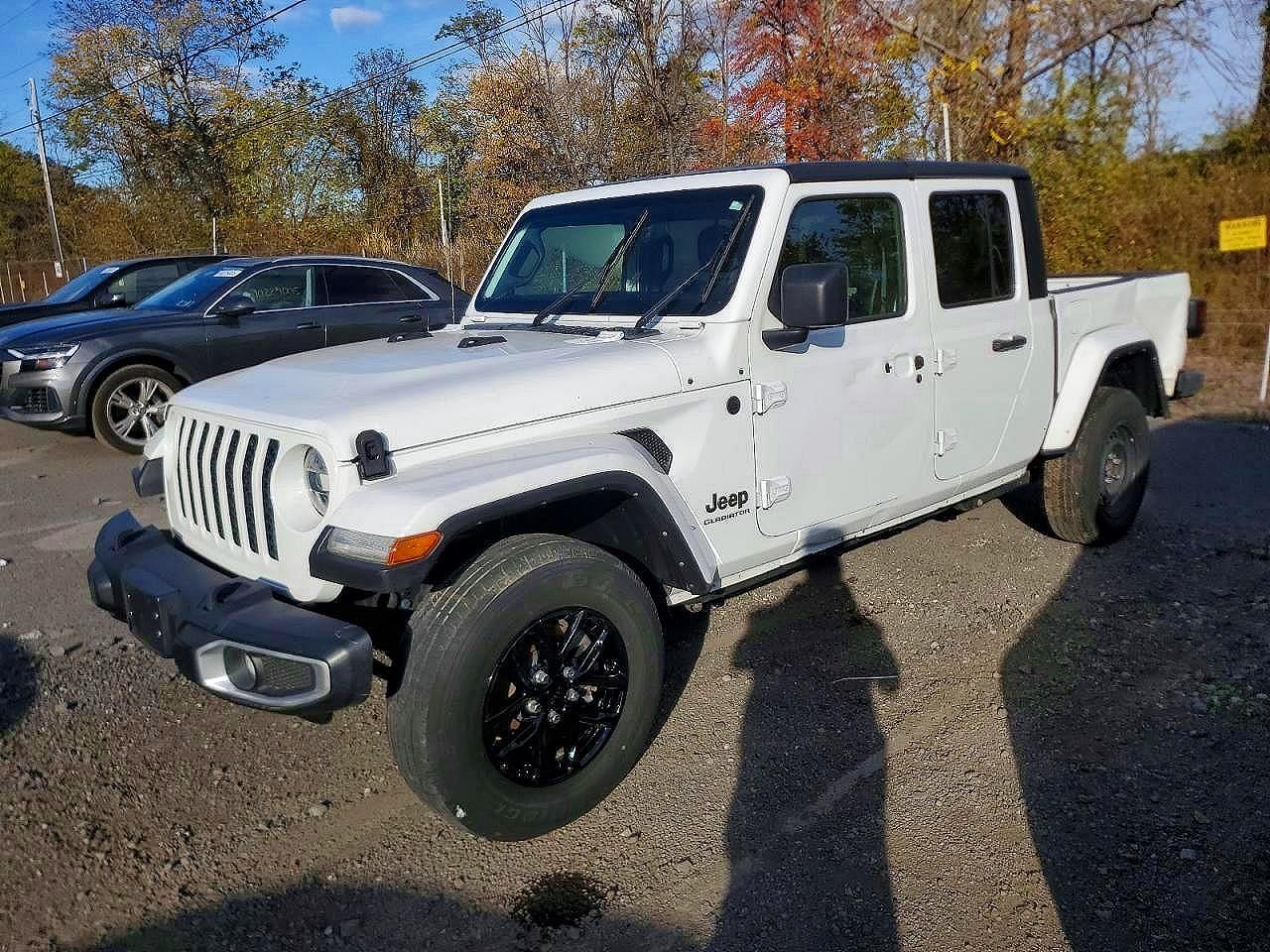 2022 Jeep Gladiator Sport