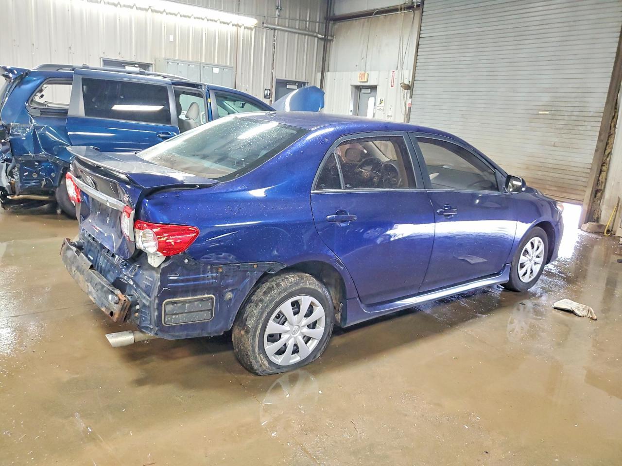 2011 Toyota Corolla S - Фото 3
