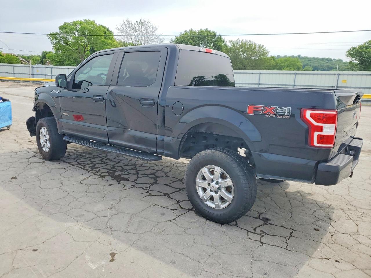 2018 Ford F150 Supercrew - Фото 2