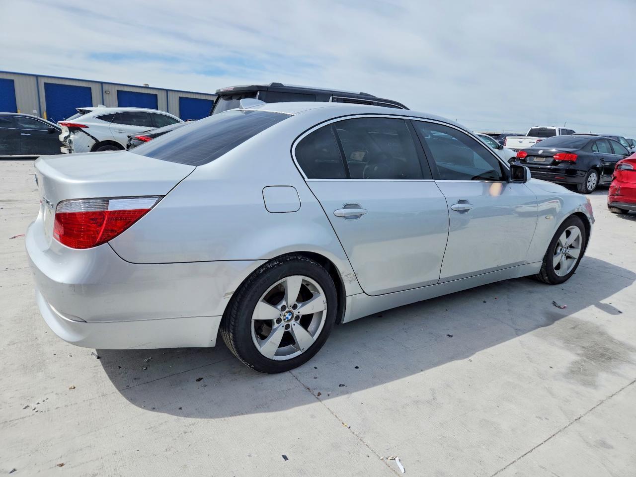 2007 BMW 530 Xi - Фото 3