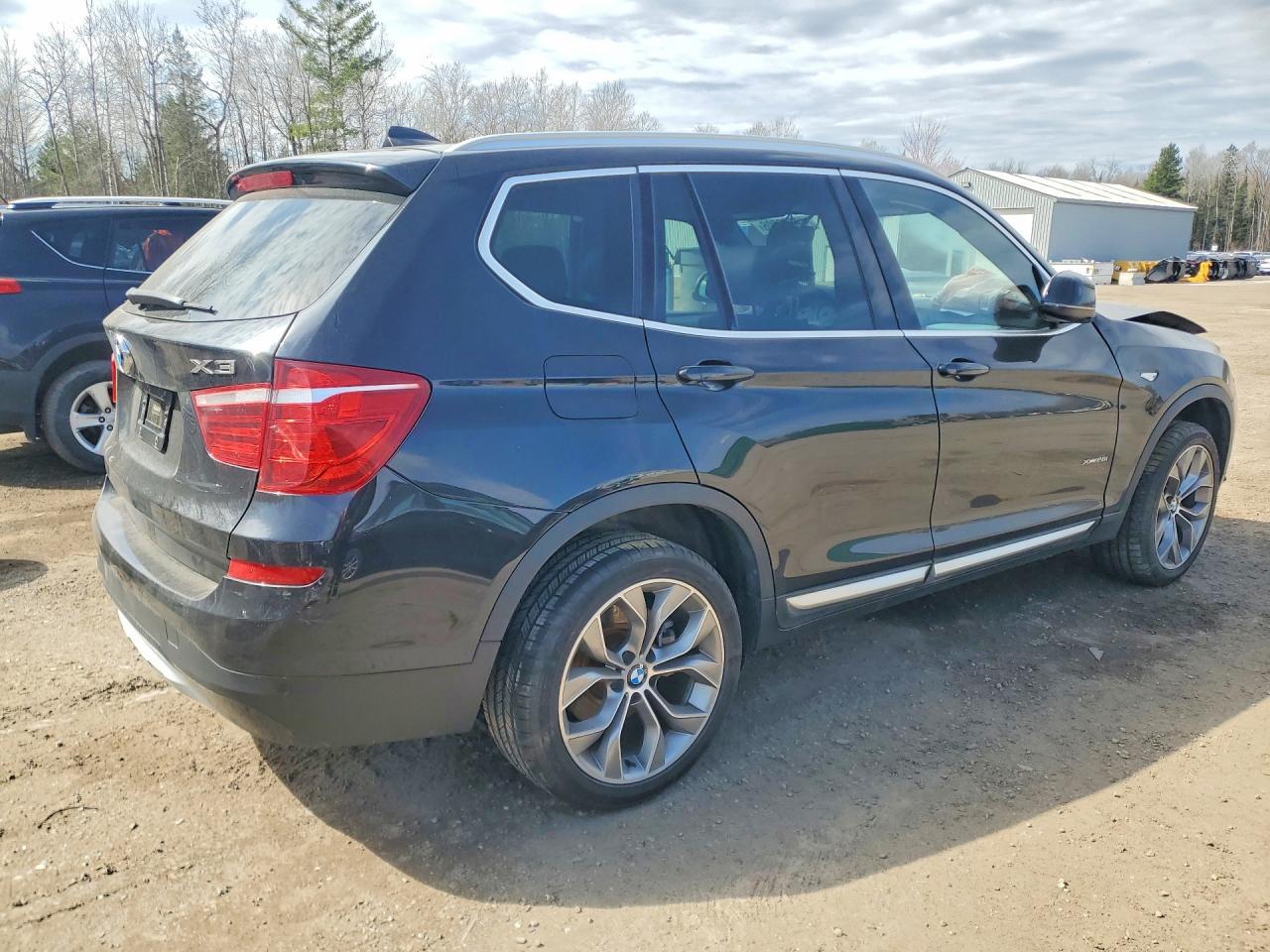 2016 BMW X3 xDrive28I - Image 3
