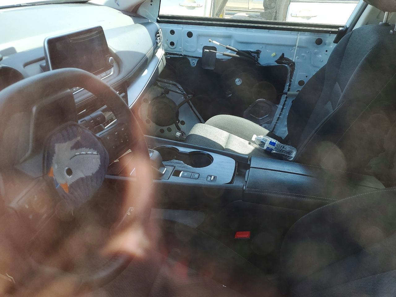 2025 Nissan Rogue Sv - Image 7