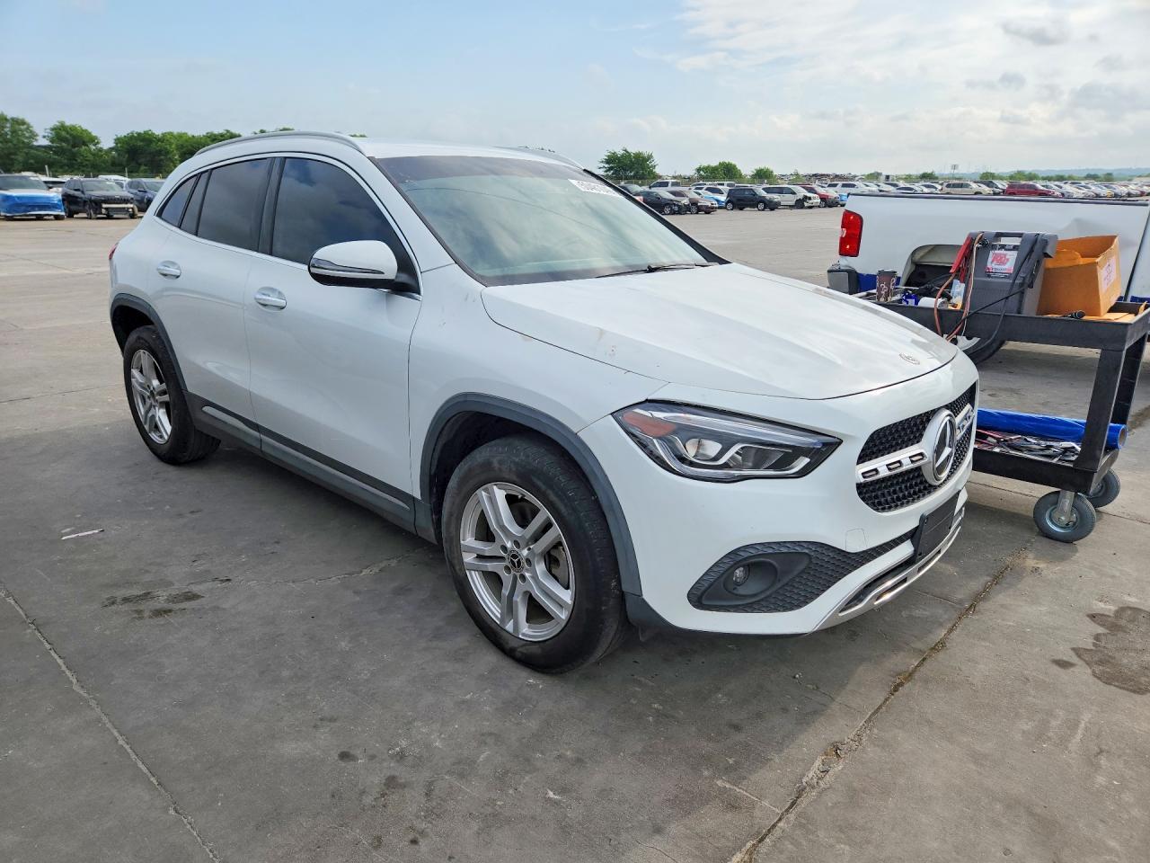 2021 Mercedes-Benz Gla 250 - Image 4