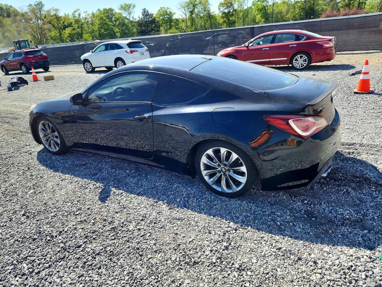 2012 Hyundai Genesis - Фото 2