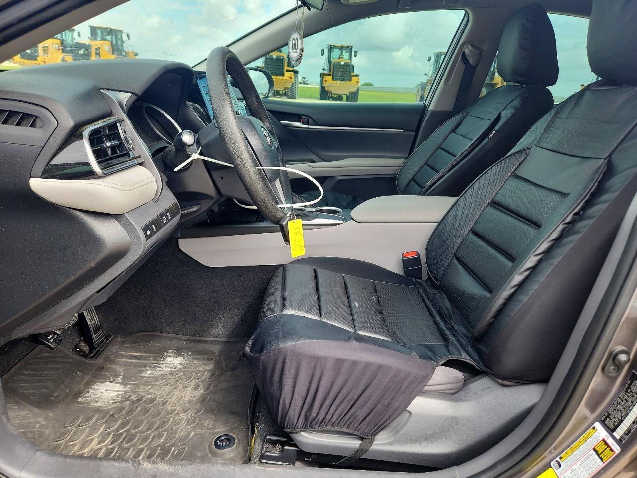 2021 Toyota Camry Le - Image 7