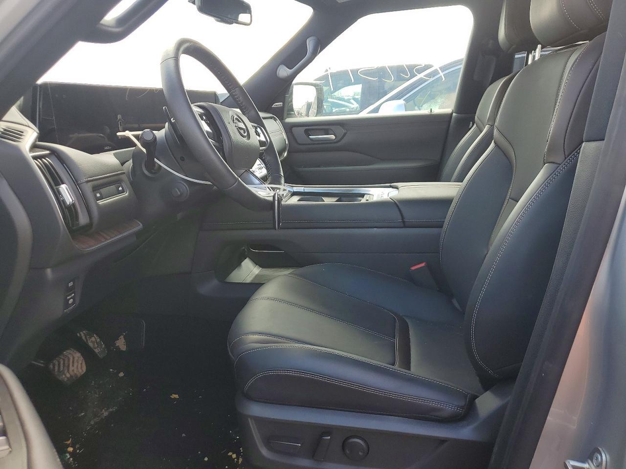 2025 Nissan Armada Sl - Image 7