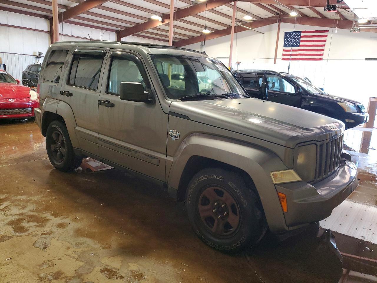 2012 Jeep Liberty Sport - Фото 4