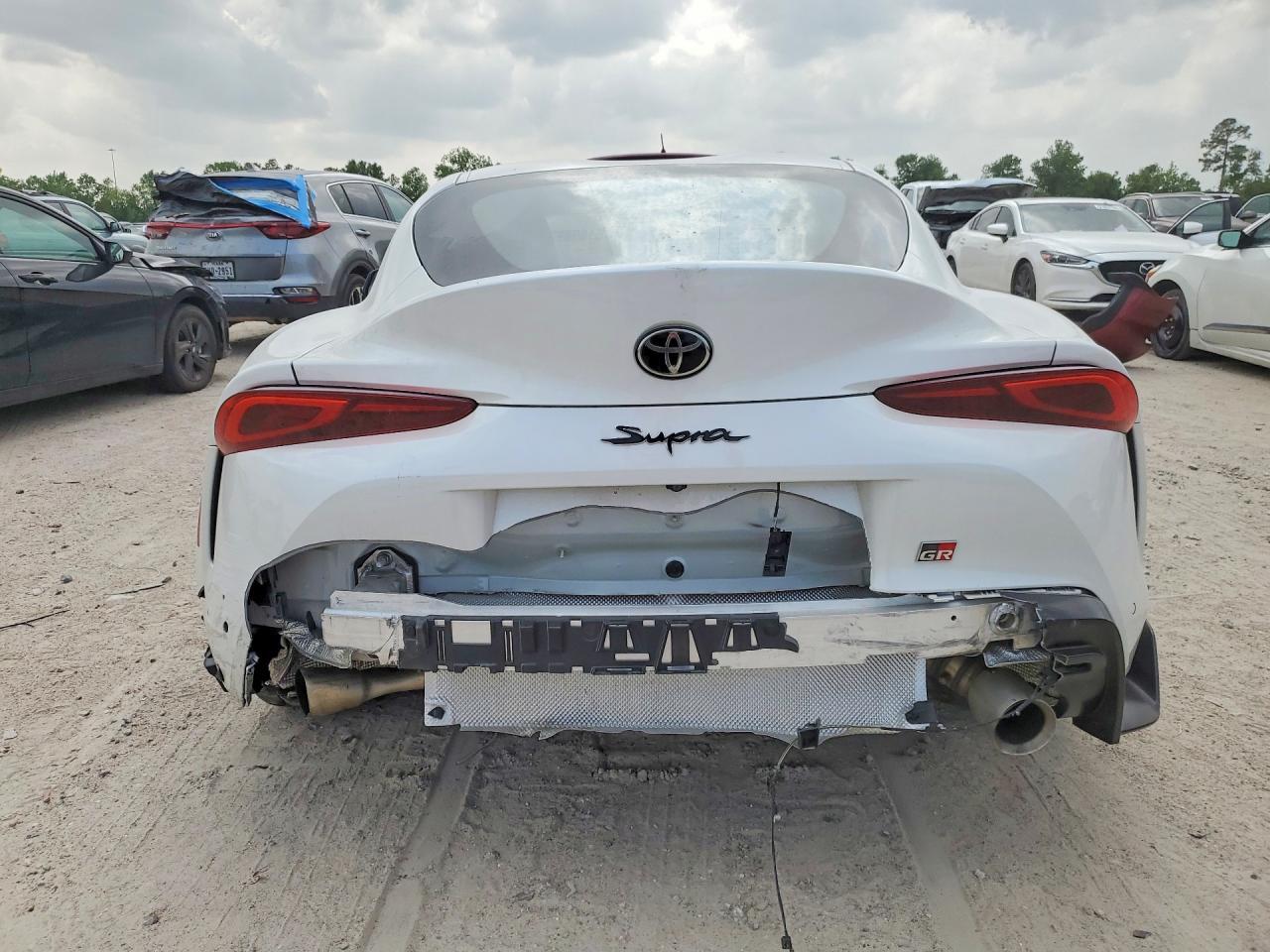 2022 Toyota Gr Supra 3.0 Premium - Фото 6