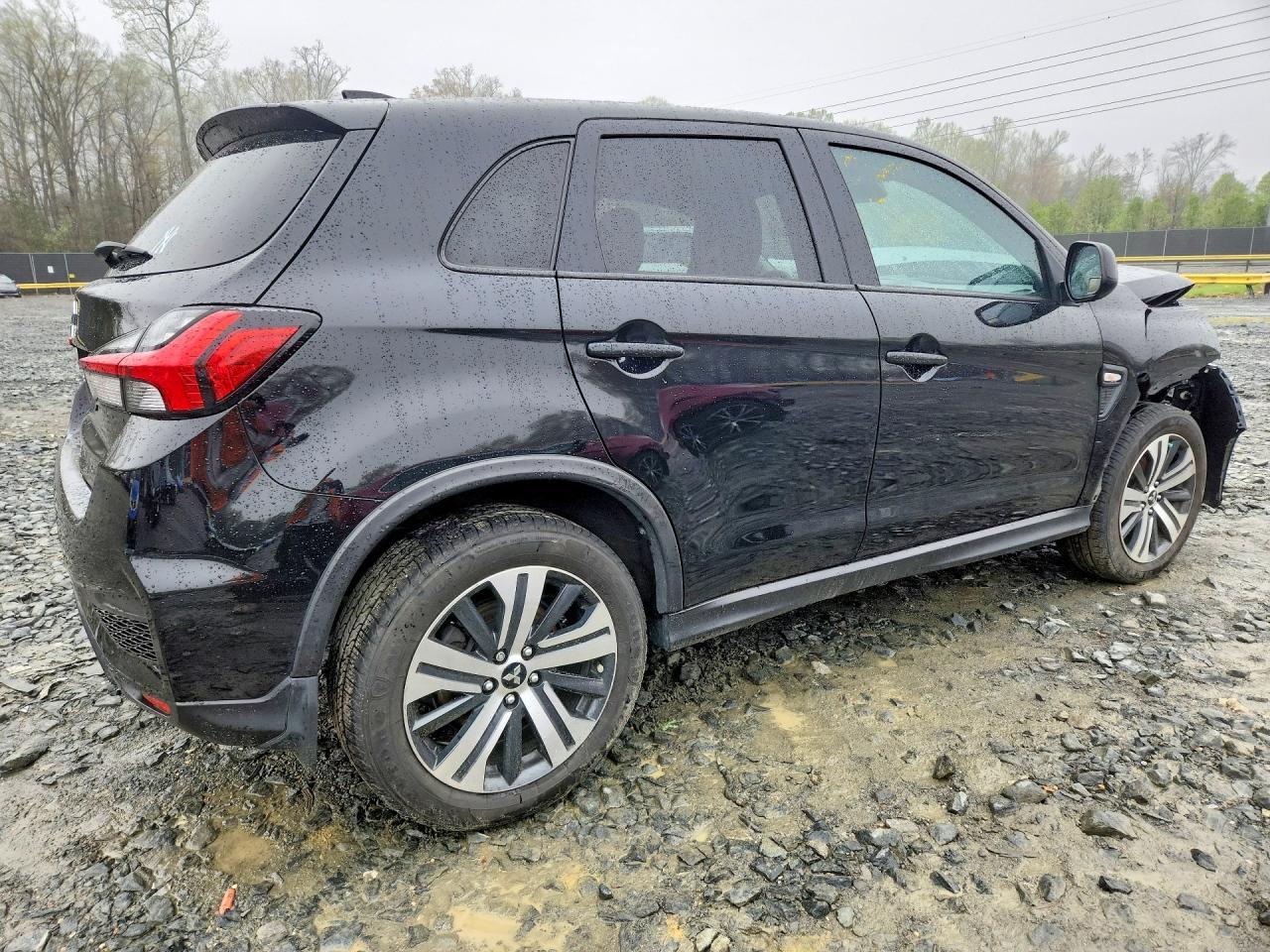 2022 Mitsubishi Outlander Sport Es - Фото 3