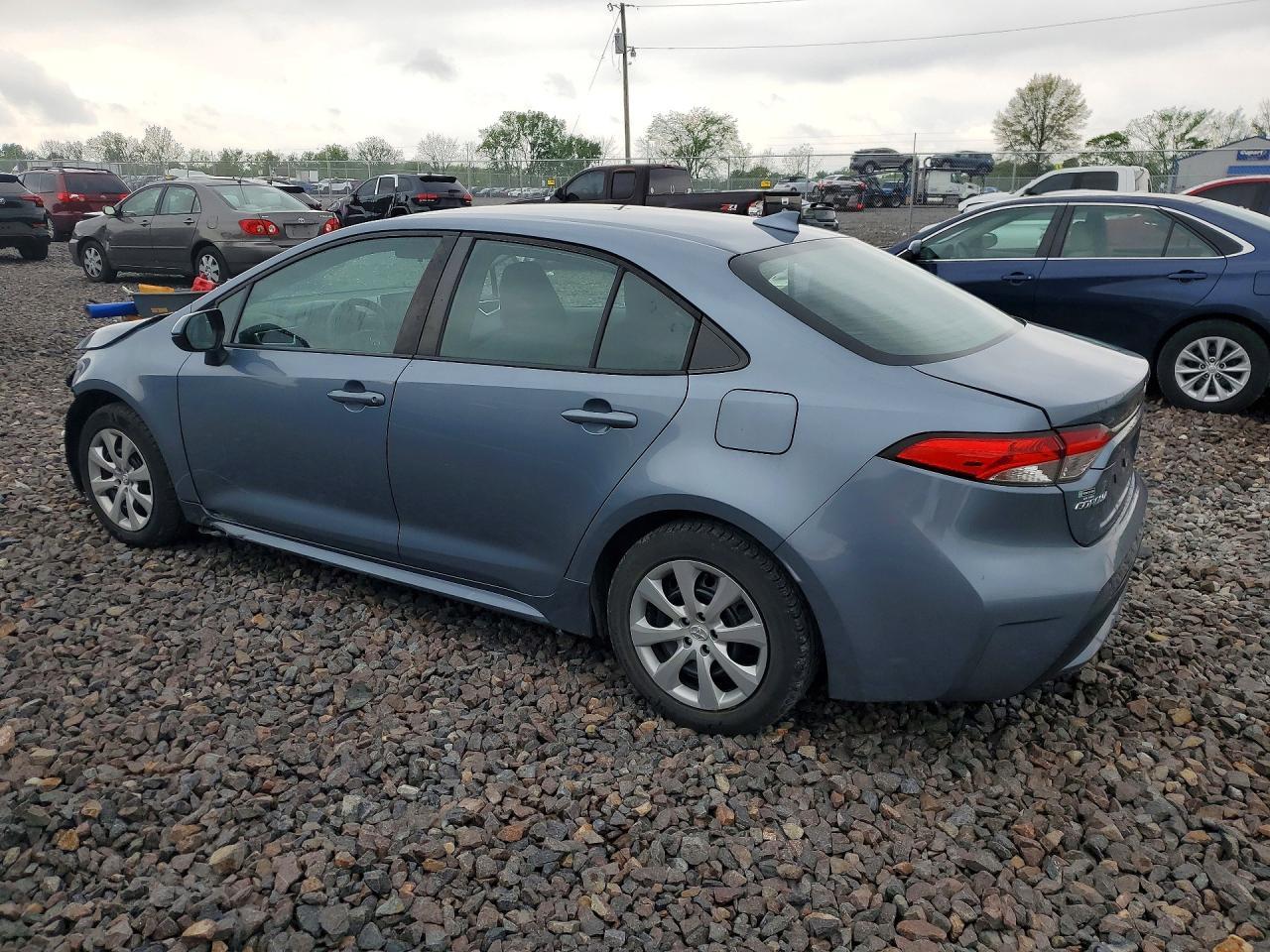 2021 Toyota Corolla Le - Фото 2