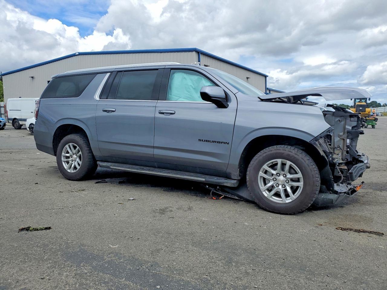 2021 Chevrolet Suburban K1500 Lt - Фото 4