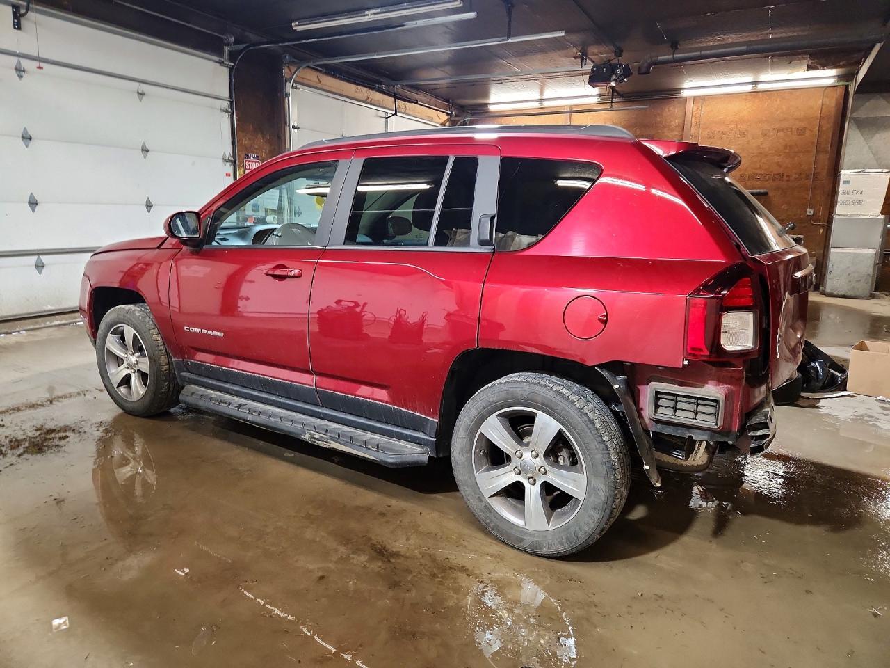 2017 Jeep Compass Latitude - Фото 2
