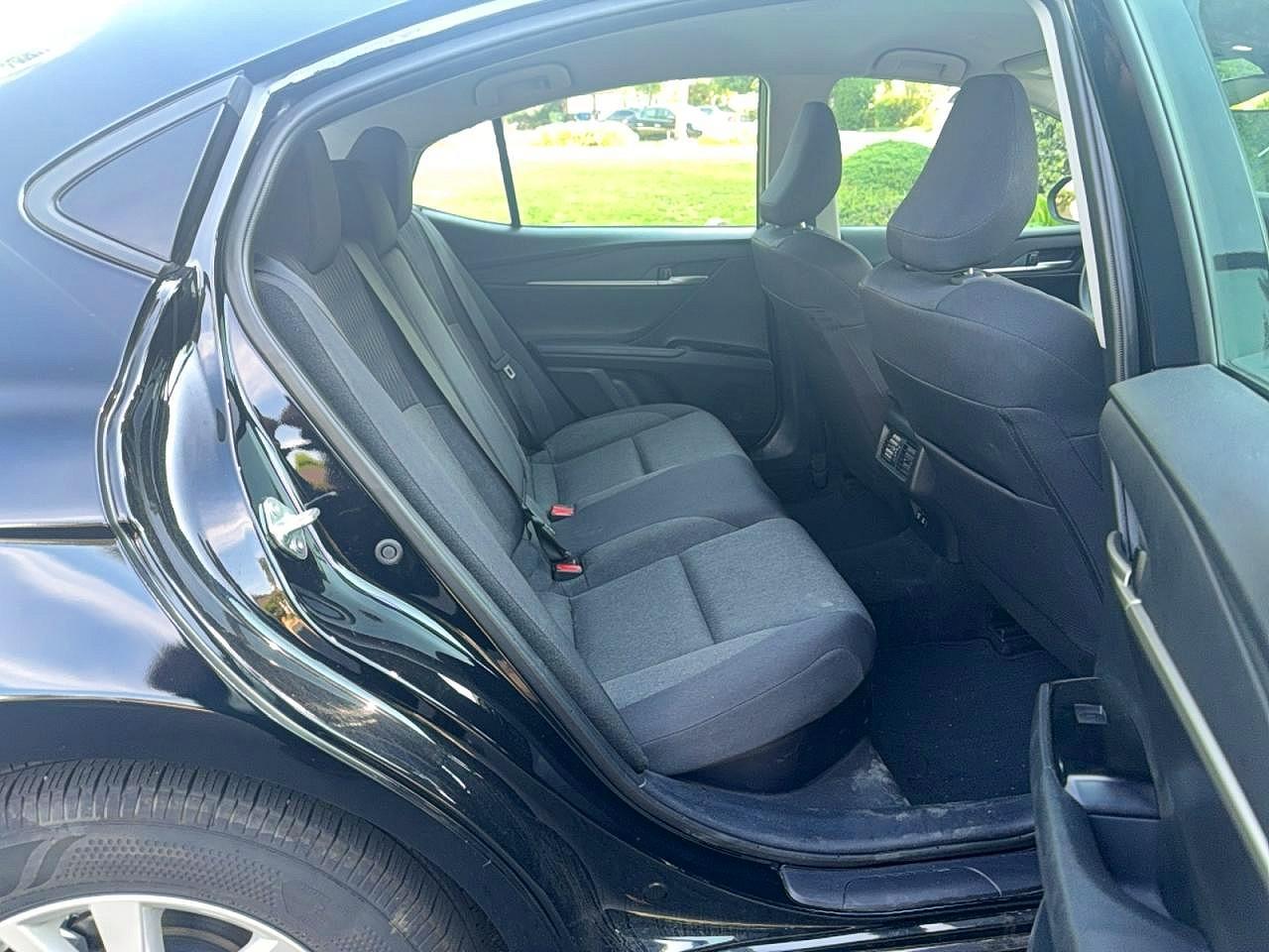 2025 Toyota Camry Le - Фото 6