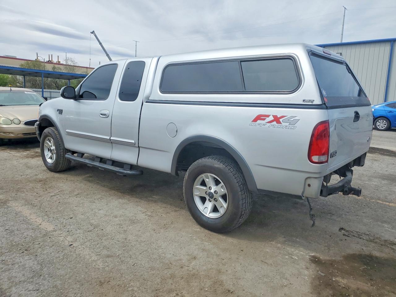 2002 Ford F150 - Image 2