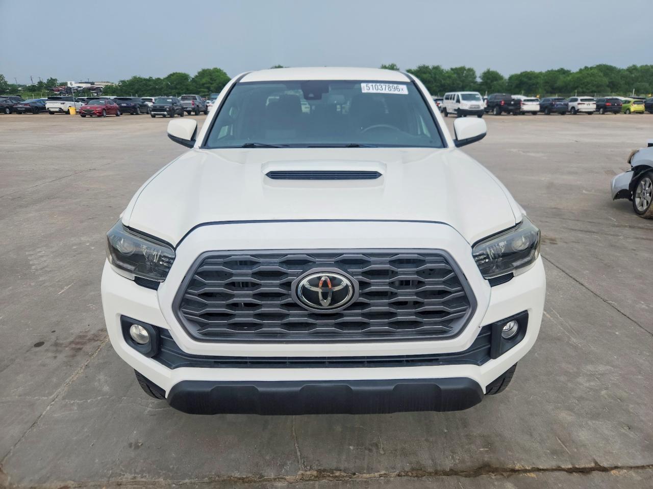2020 Toyota Tacoma Trd Off-Road - Image 5