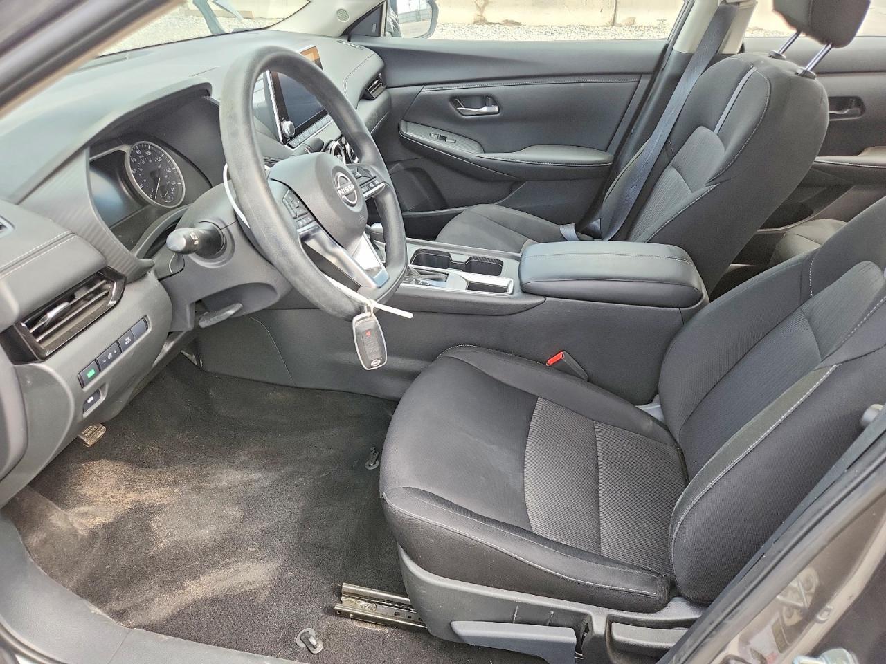 2025 Nissan Sentra - Фото 7