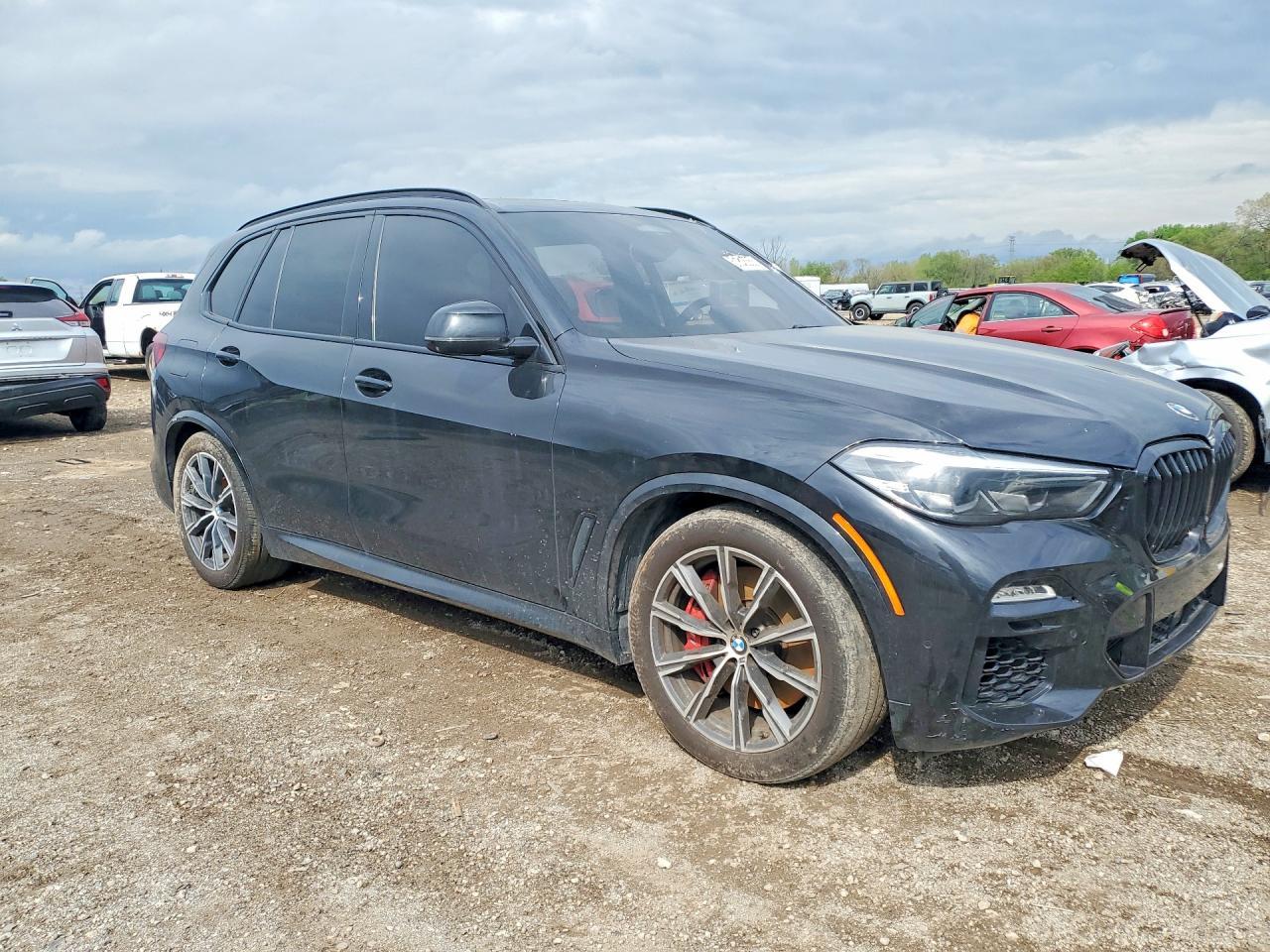 2021 BMW X5 M50I - Фото 4