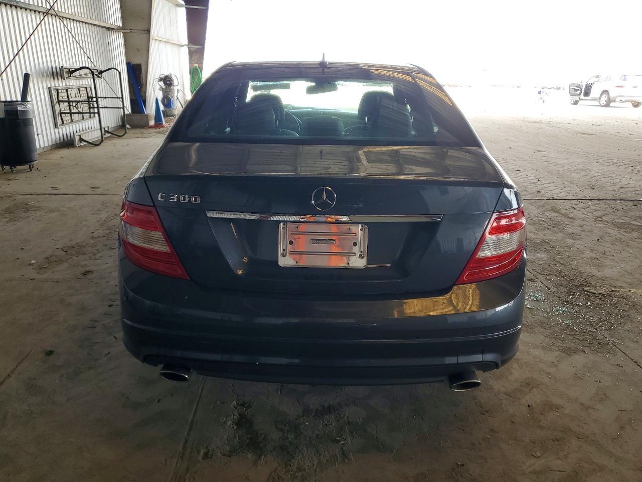 2009 Mercedes-Benz C 300 - Image 6