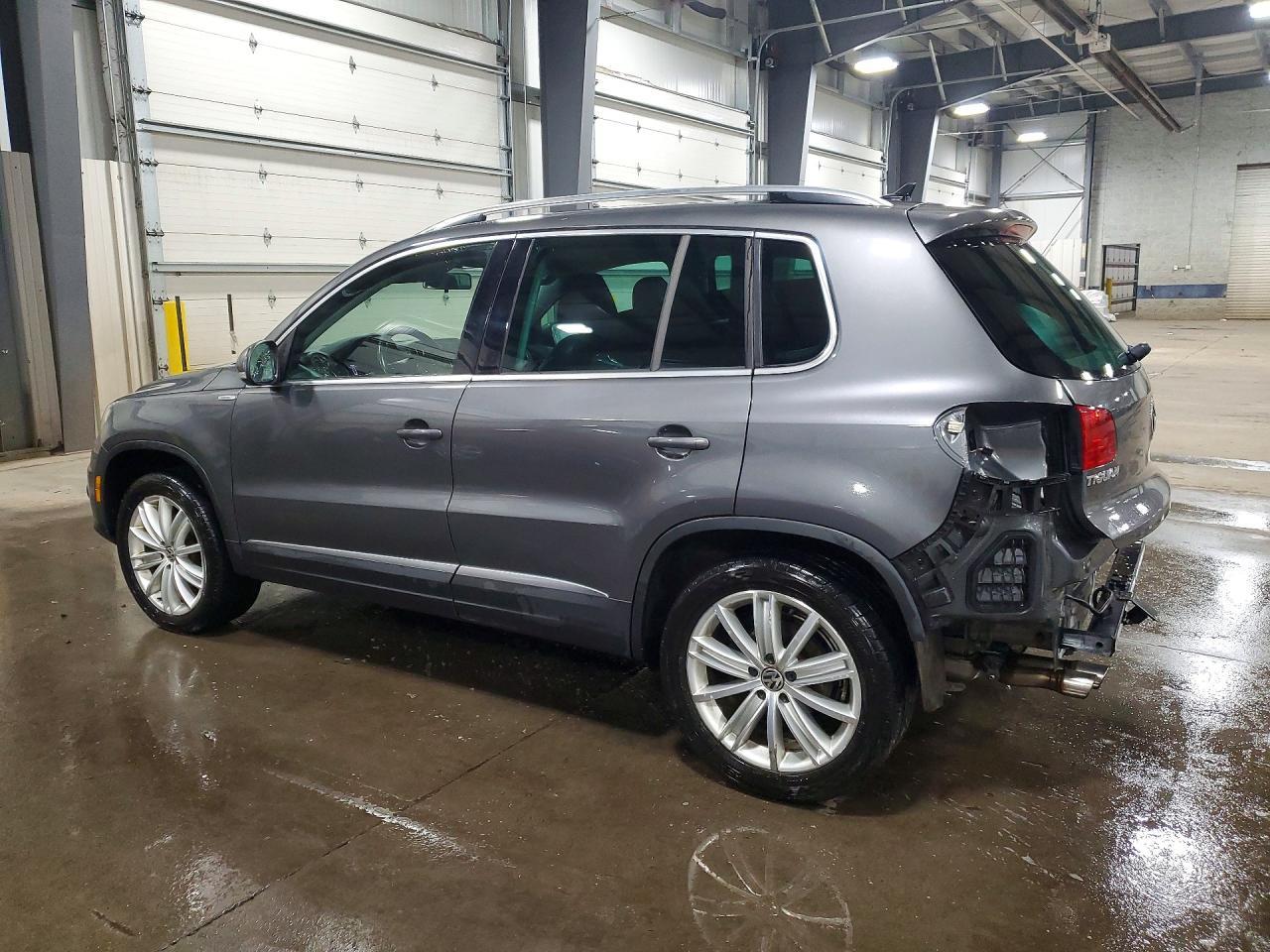 2013 Volkswagen Tiguan S - Image 2