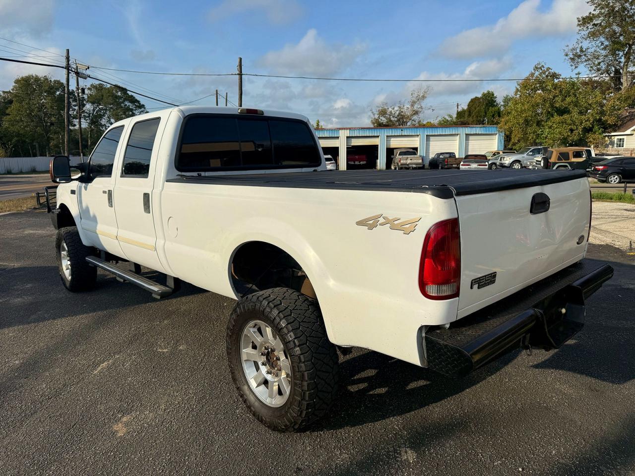 2004 Ford F350 Srw Super Duty - Image 3