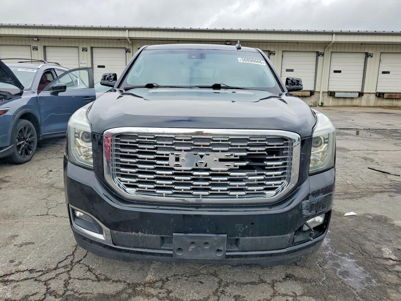 2020 GMC Yukon Xl Denali - Image 5