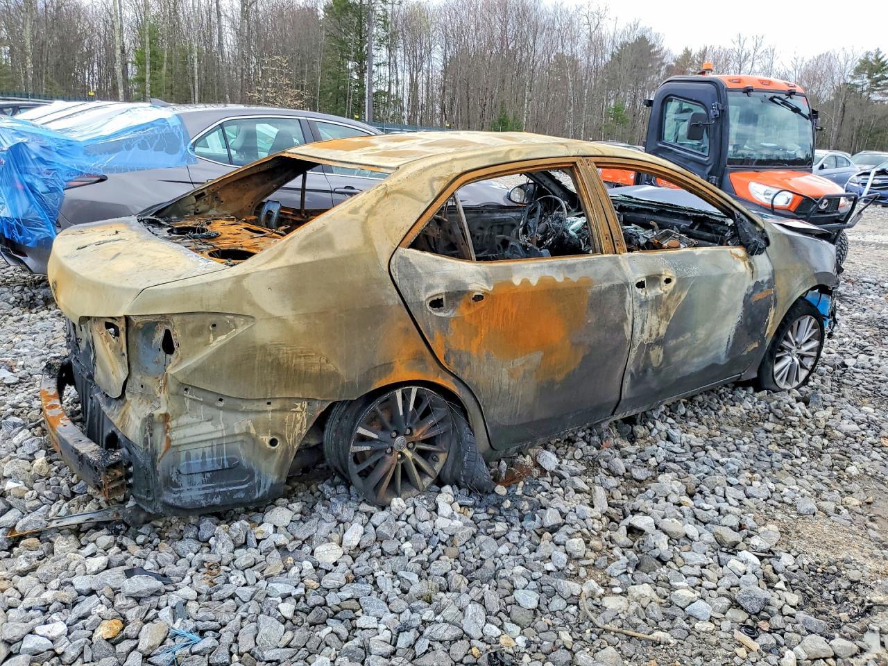 2014 Toyota Corolla Le Plus - Фото 3