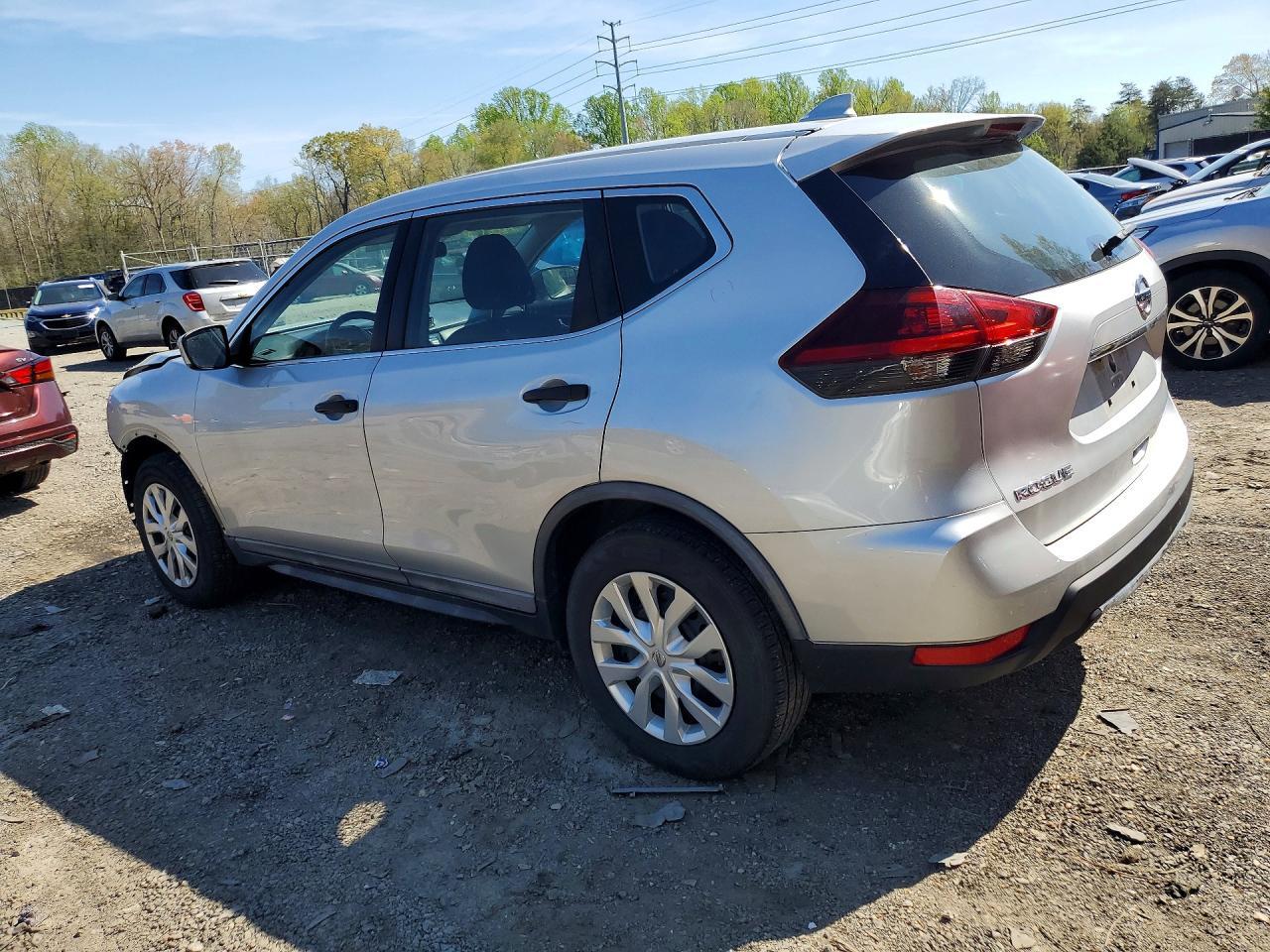 2018 Nissan Rogue S - Фото 2