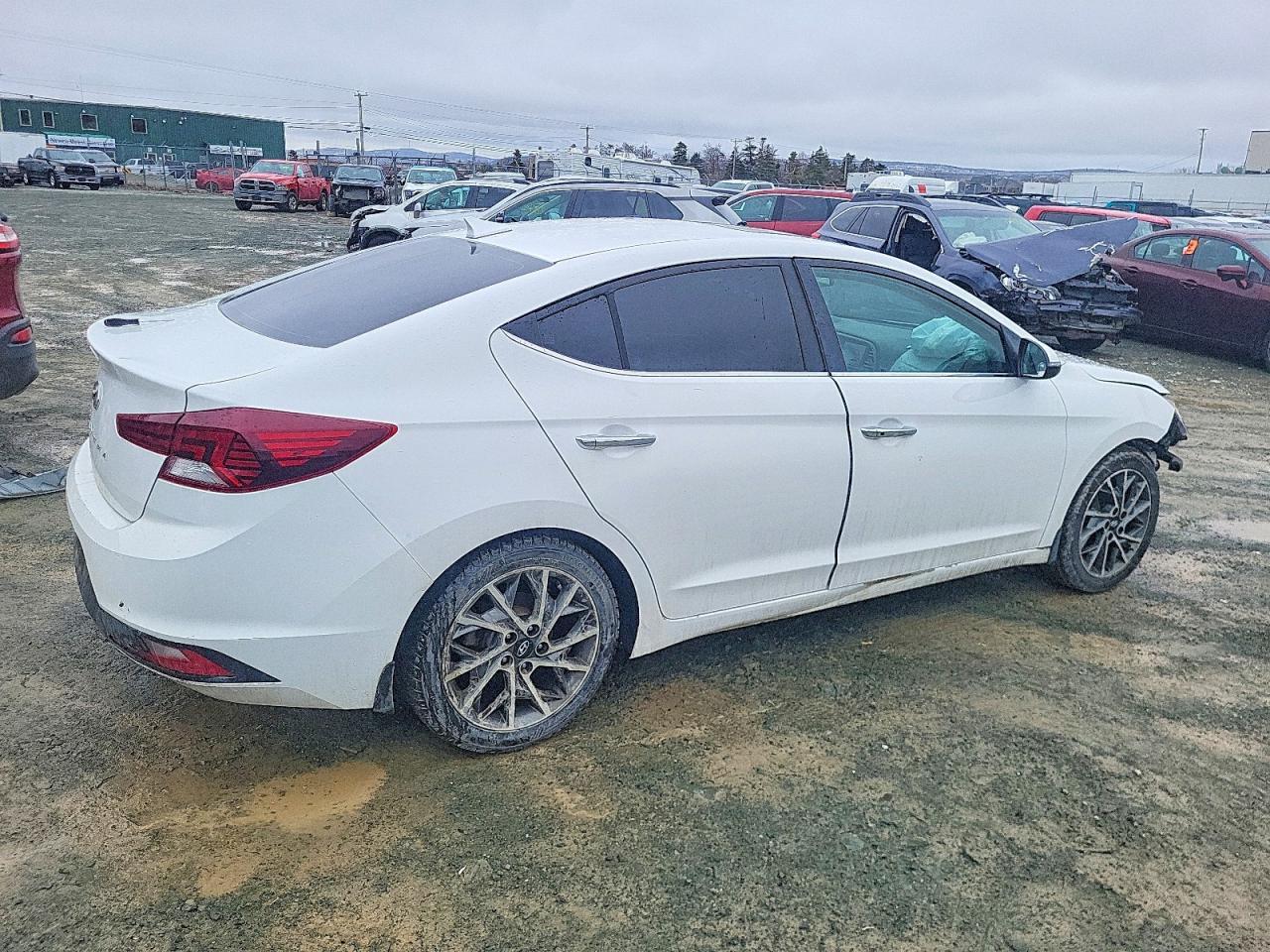 2020 Hyundai Elantra Sel - Image 3