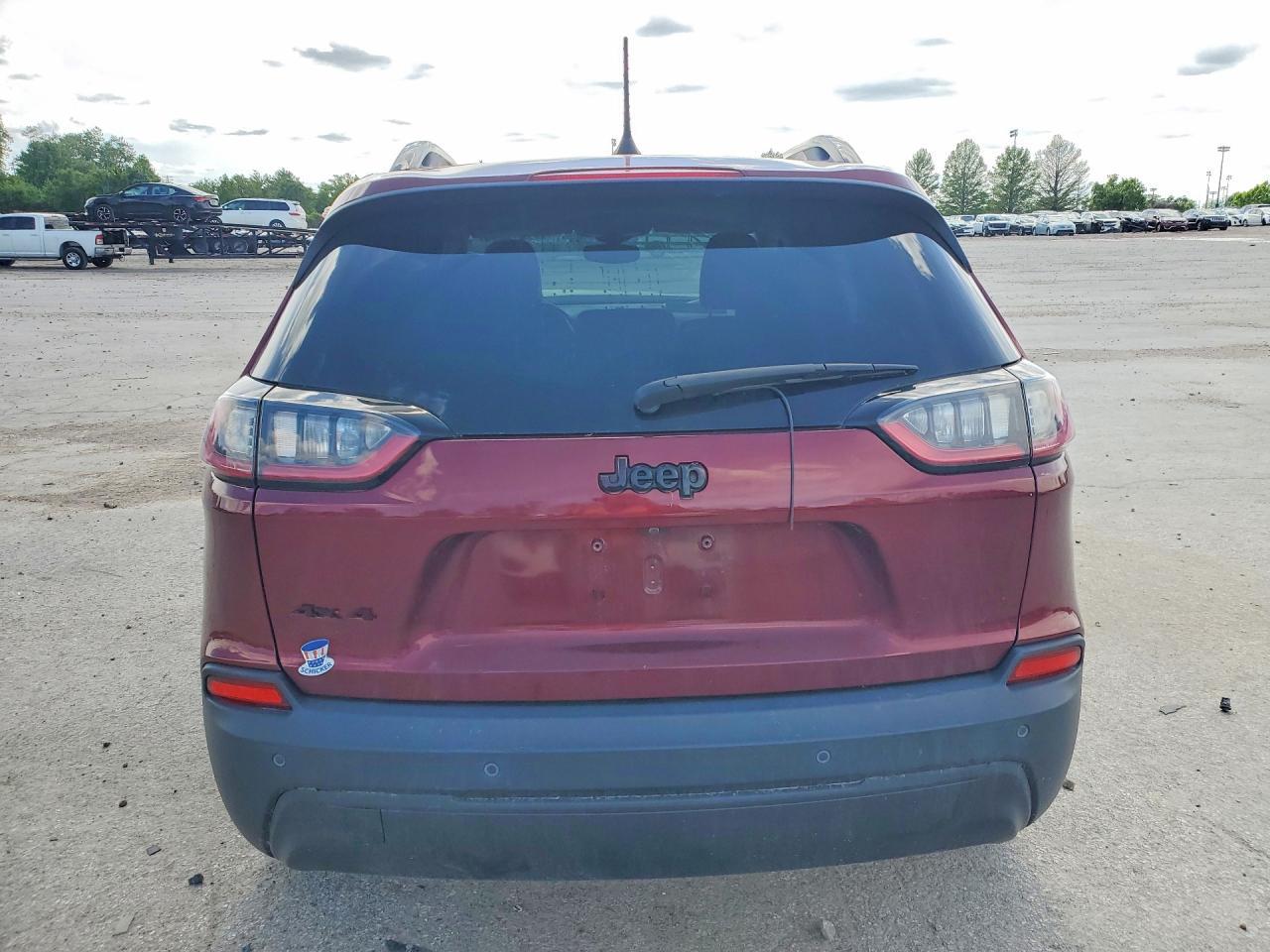 2020 Jeep Cherokee Latitude Plus - Image 6