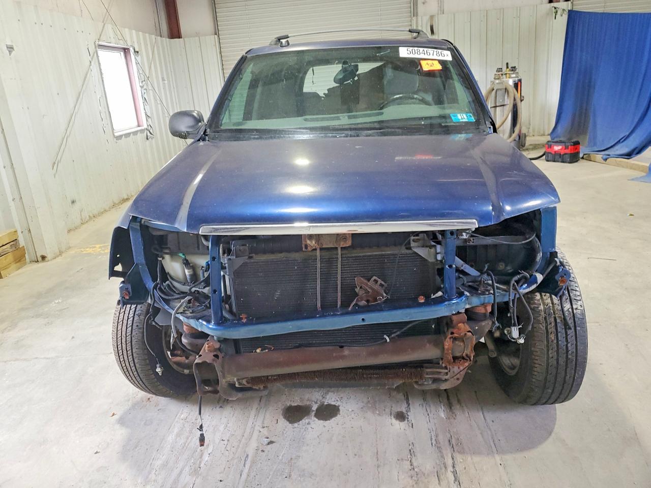 2004 GMC Envoy - Фото 5