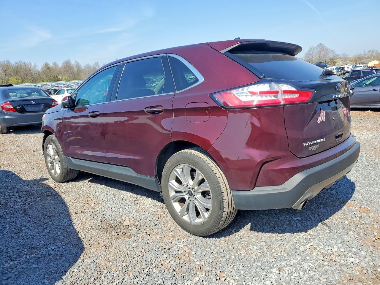 2024 Ford Edge Titanium - Image 2