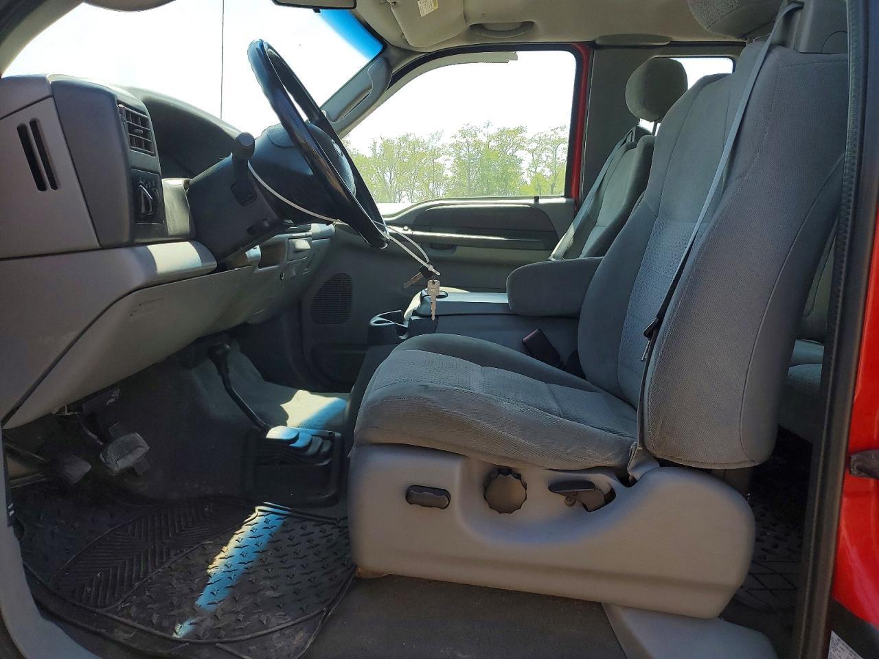 2003 Ford F250 Super Duty - Image 7