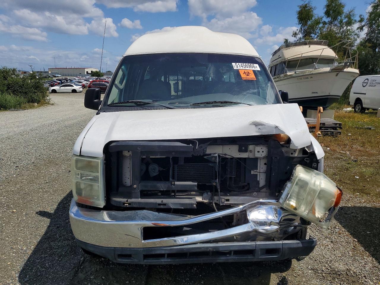 2008 Ford Econoline Cargo E-15 - Фото 5