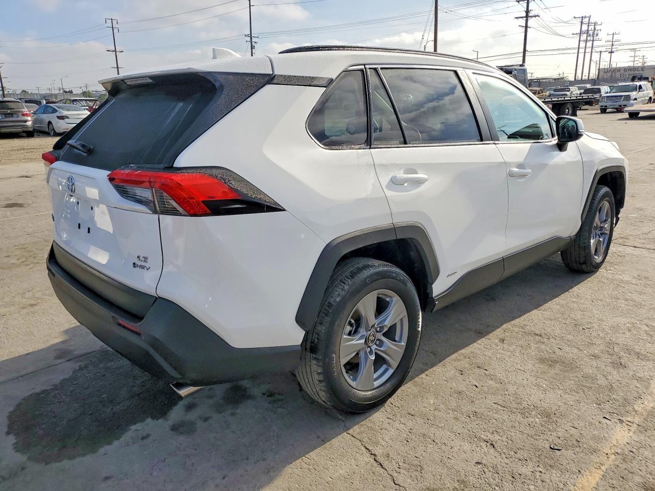 2025 Toyota Rav4 Hybrid Le - Фото 3