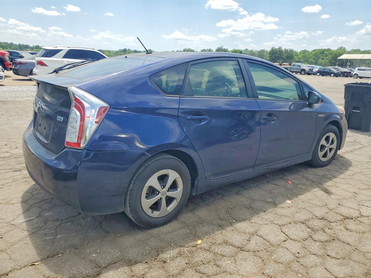 2013 Toyota Prius Two - Image 3