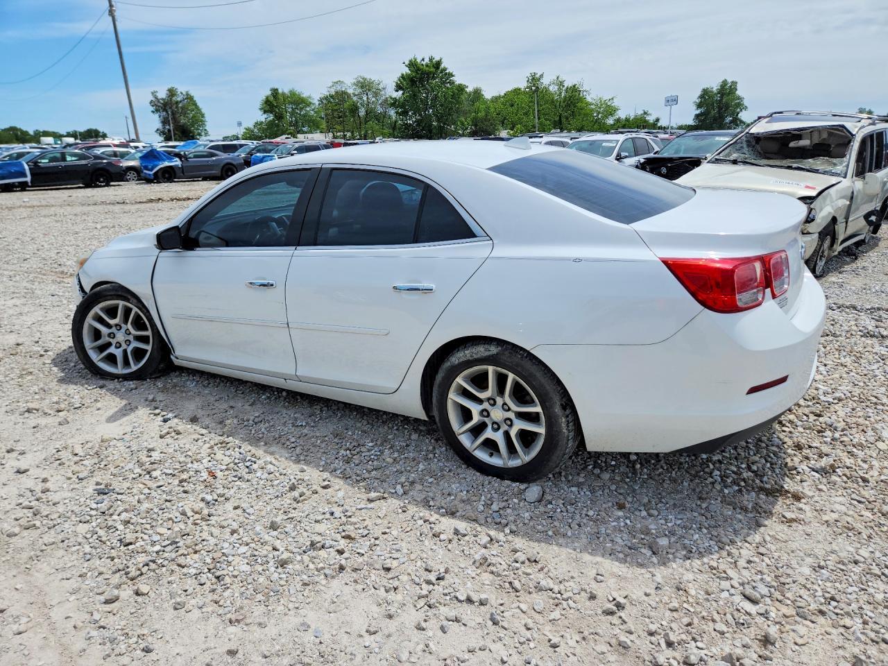 2013 Chevrolet Malibu 1Lt - Image 2