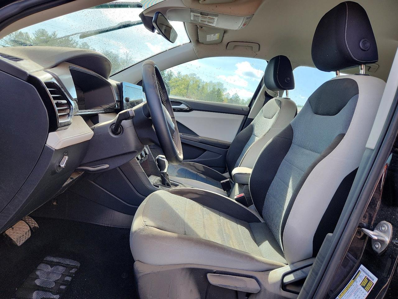2025 Volkswagen Taos S - Фото 7