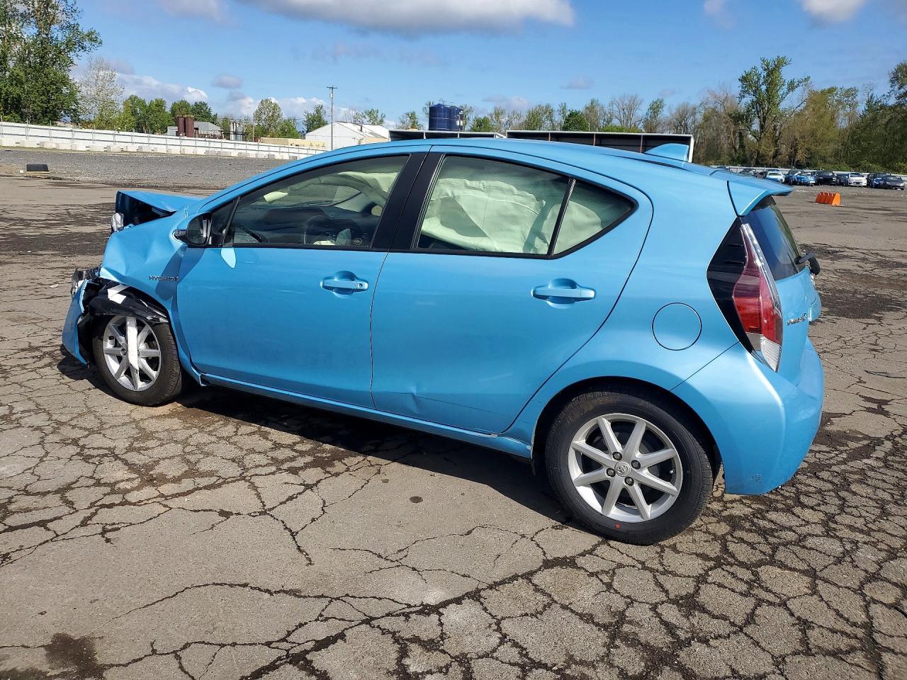 2015 Toyota Prius C Four - Фото 2