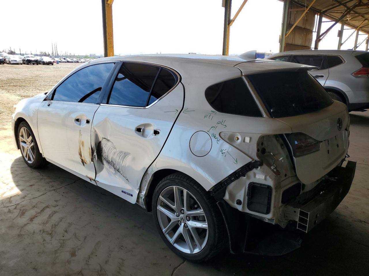 2015 Lexus Ct 200H Base - Image 2