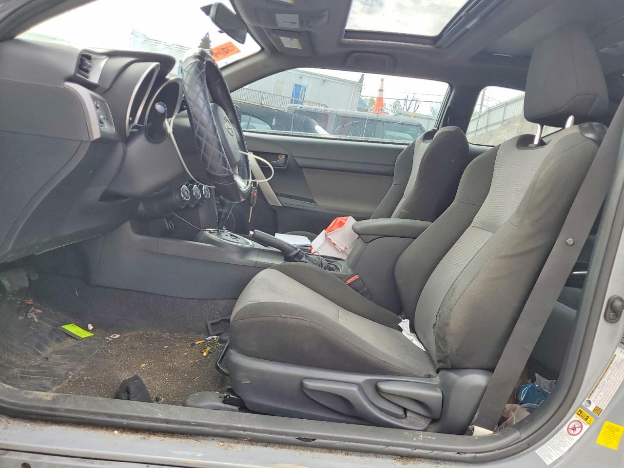 2014 Scion Tc Base - Image 7
