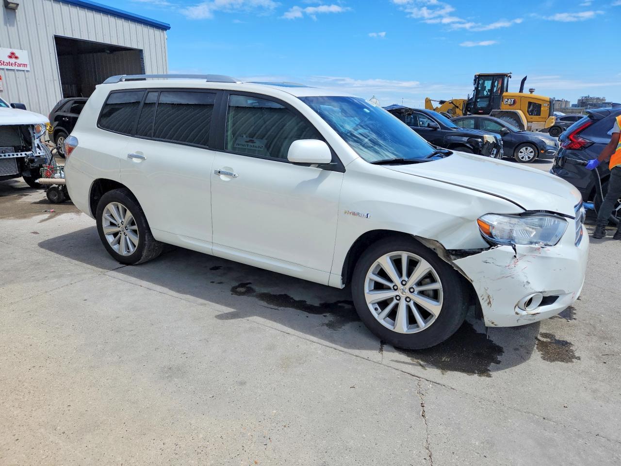 2010 Toyota Highlander Hybrid Limited - Image 4