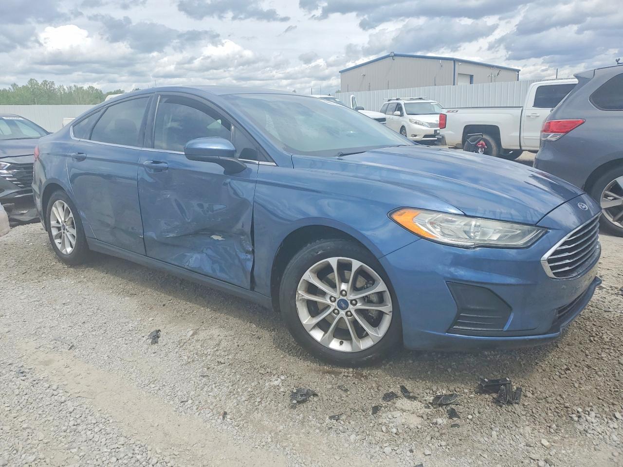 2019 Ford Fusion Se - Фото 4