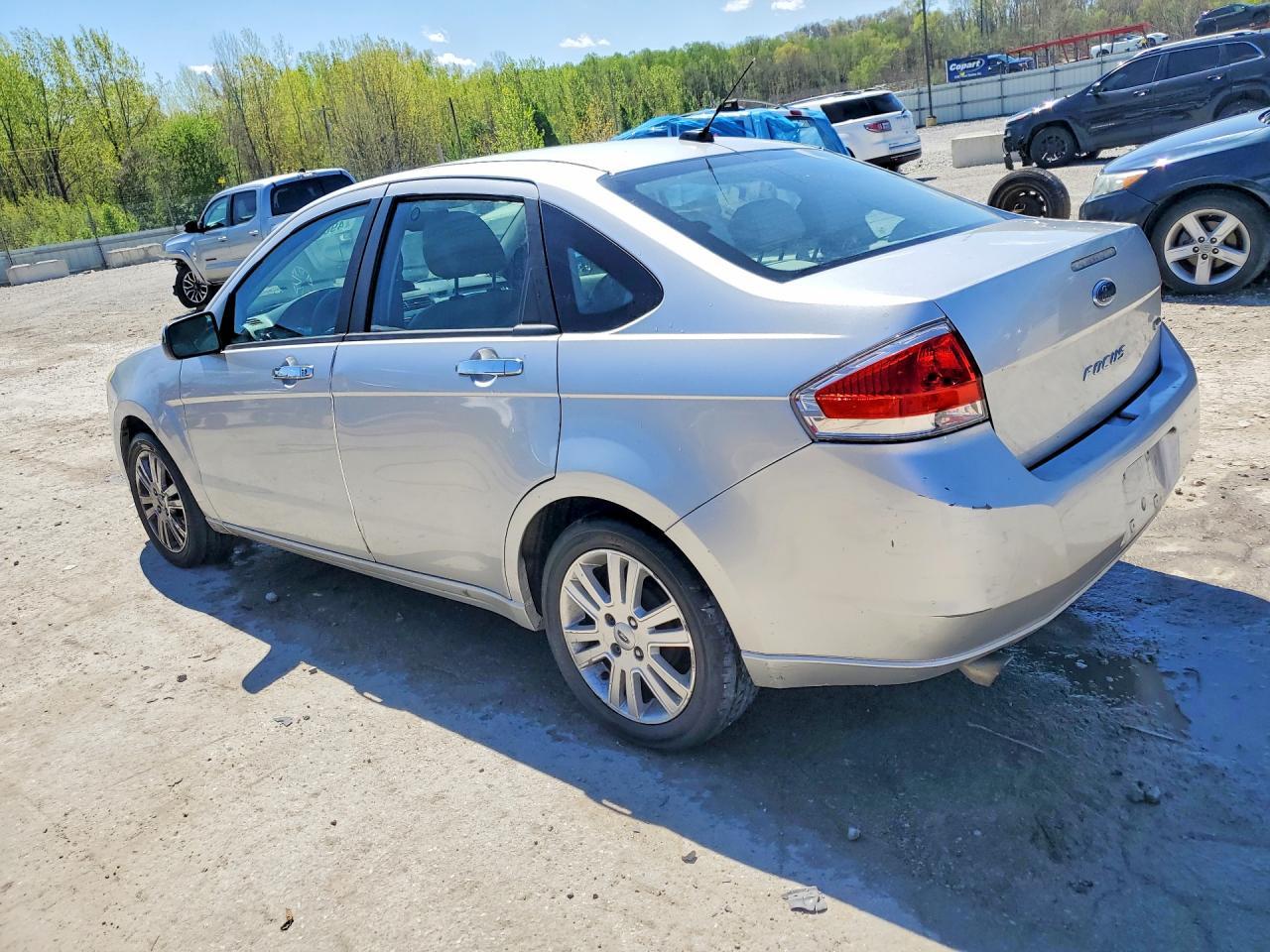 2010 Ford Focus Sel - Image 2