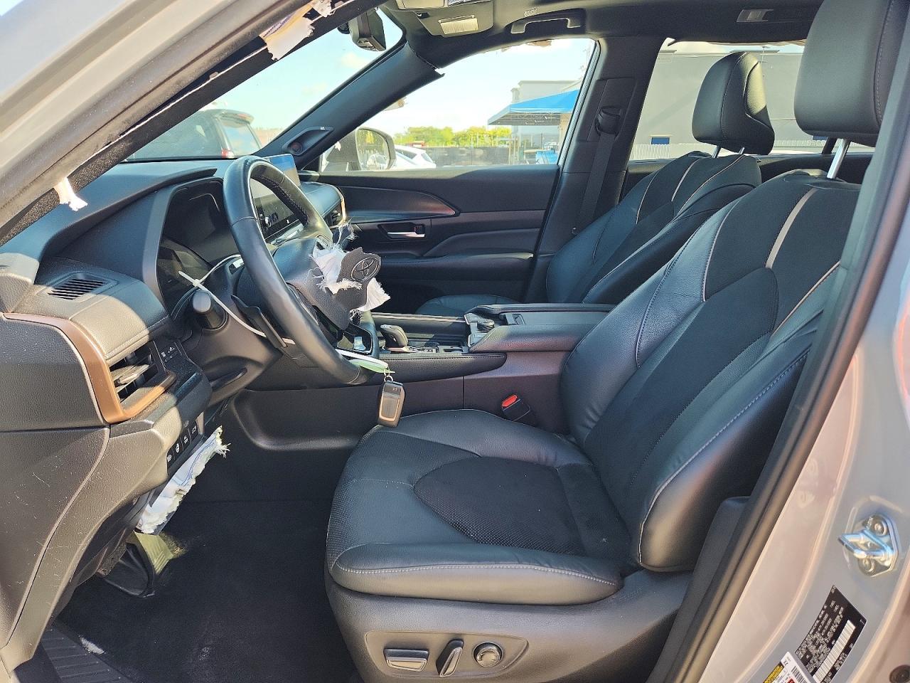 2025 Toyota Grand Highlander Hybrid Max Platinum - Фото 7