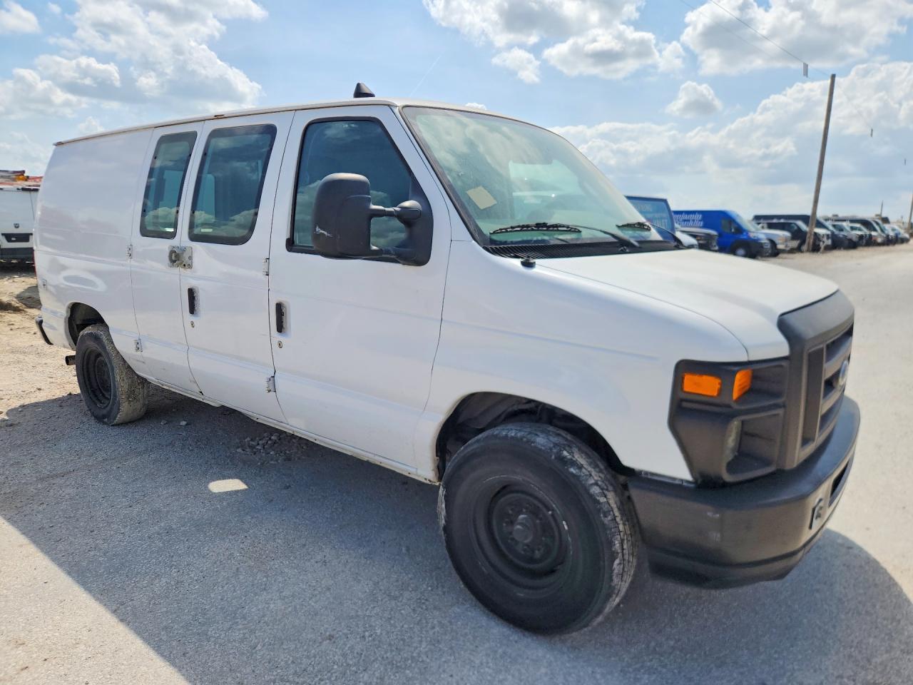 2011 Ford E250 E250 - Фото 4