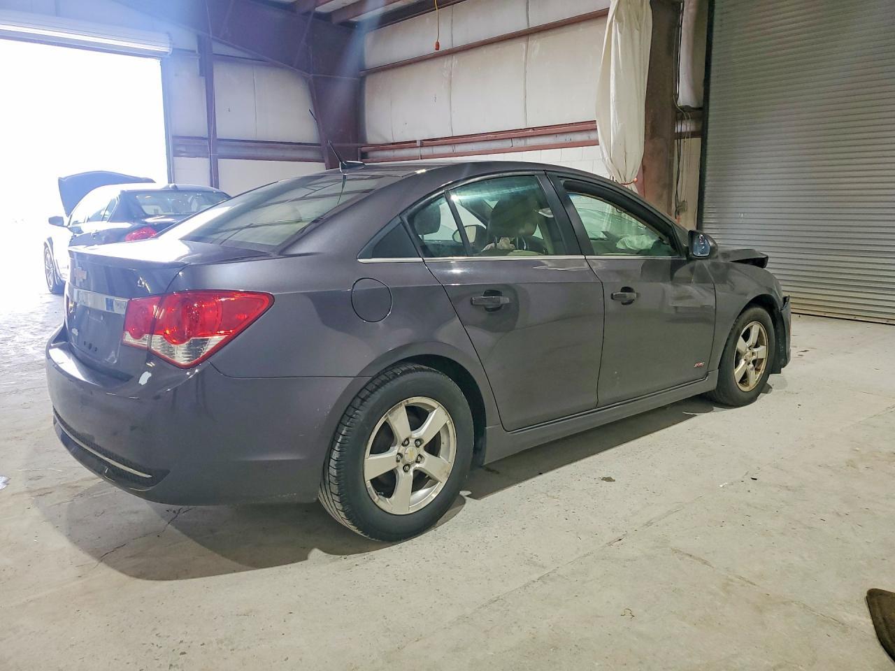 2011 Chevrolet Cruze - Фото 3