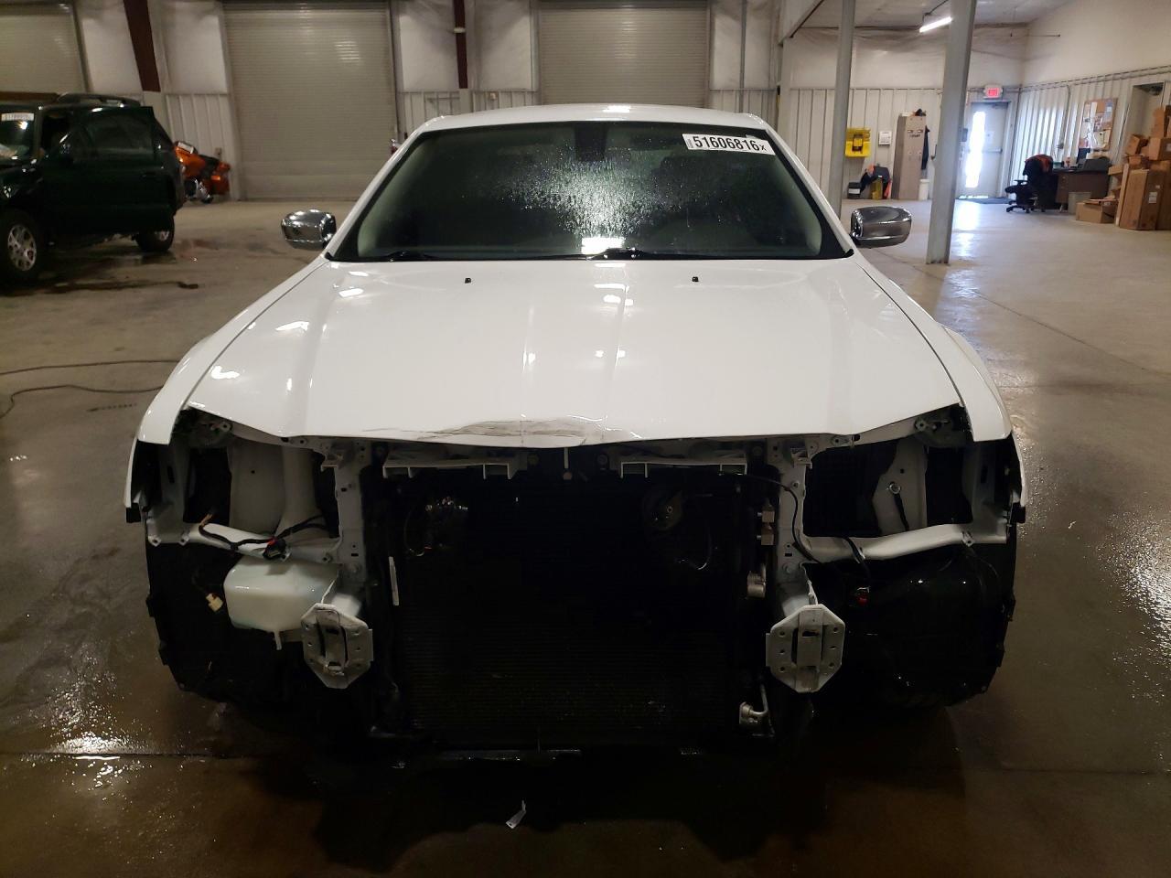2018 Chrysler 300 Limited - Фото 5