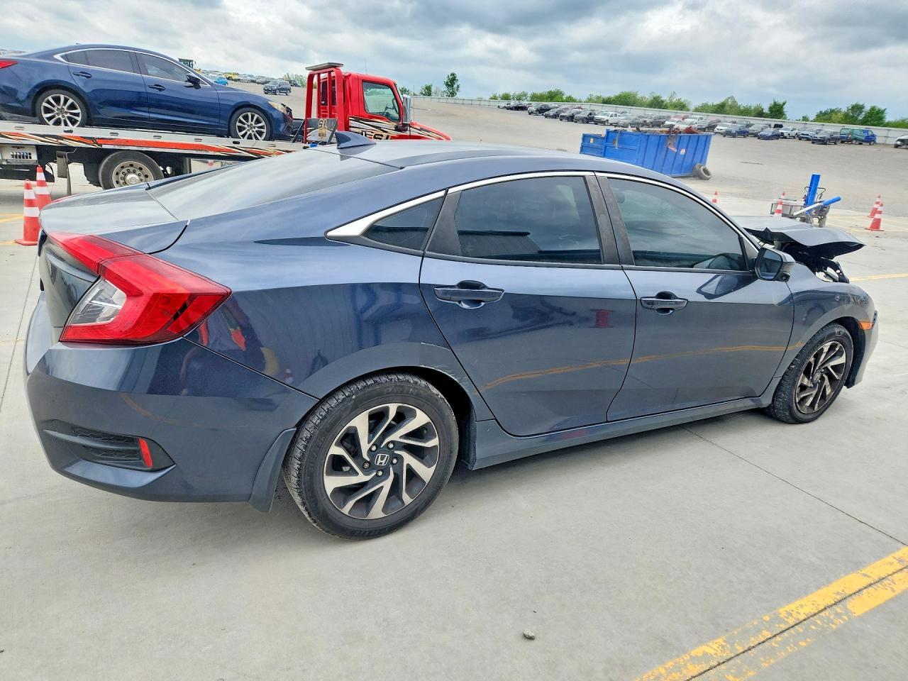2018 Honda Civic Ex - Фото 3