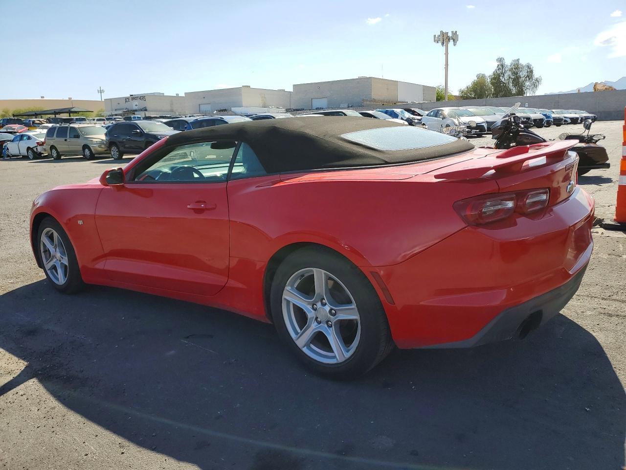 2020 Chevrolet Camaro Ls - Фото 2