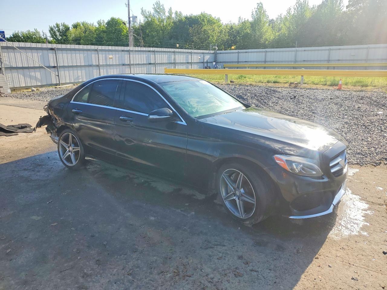 2015 Mercedes-Benz C 300 4Matic - Фото 4